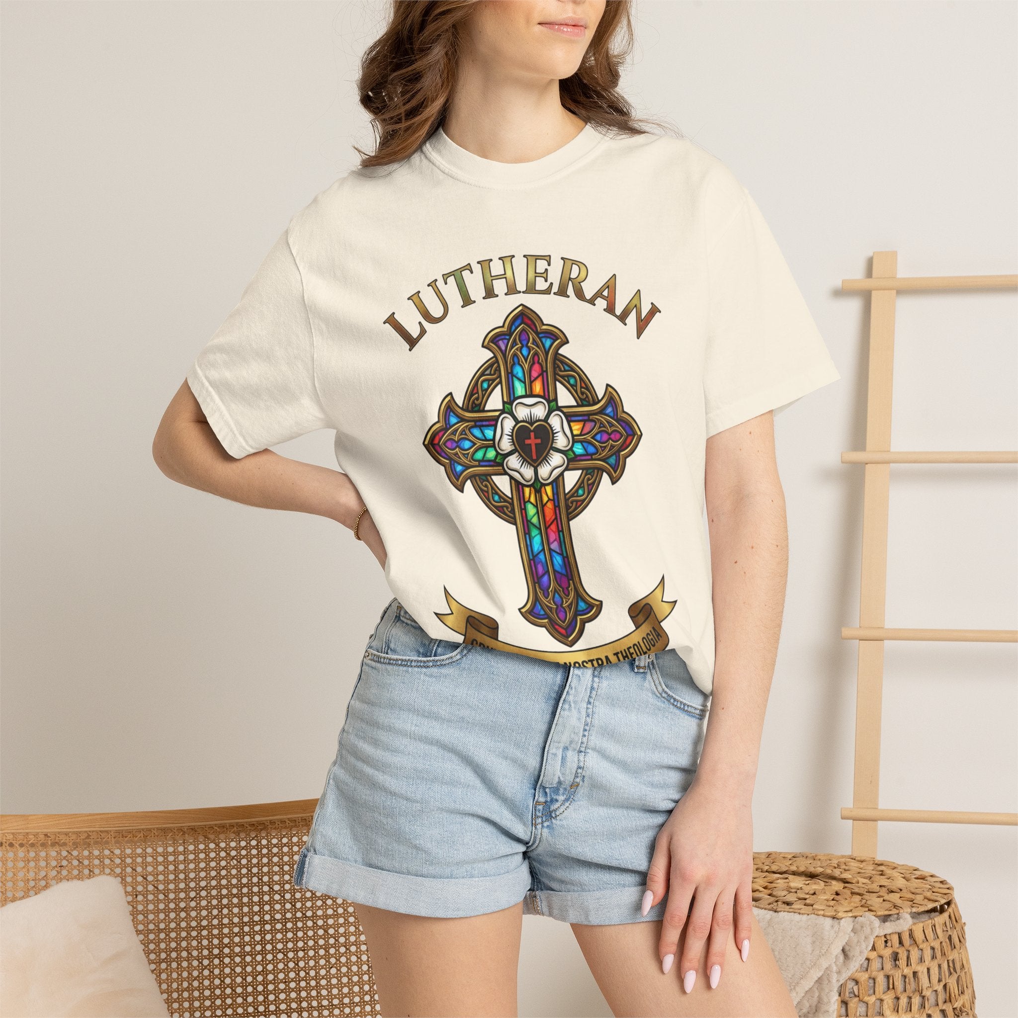 LUTHERAN T-Shirt: Crux Sola Est Nostra Theologia